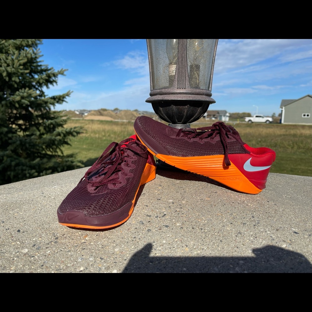 Nike Metcon 5 Night Maroon Red Orange Gym Training Men's Size 7 AQ1189-656.